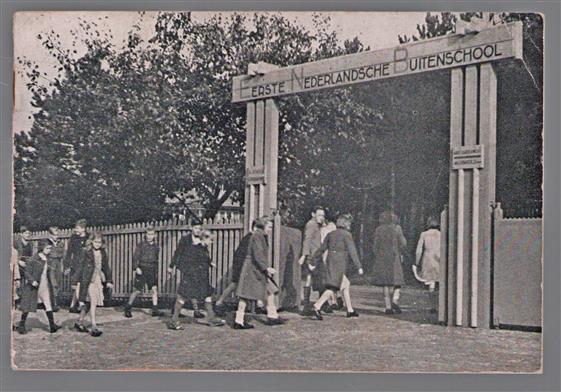 Eerste Nederlandsche buitenschool - ecole neerlandaise sous bois (FRANSTALIGE UITGAVE)